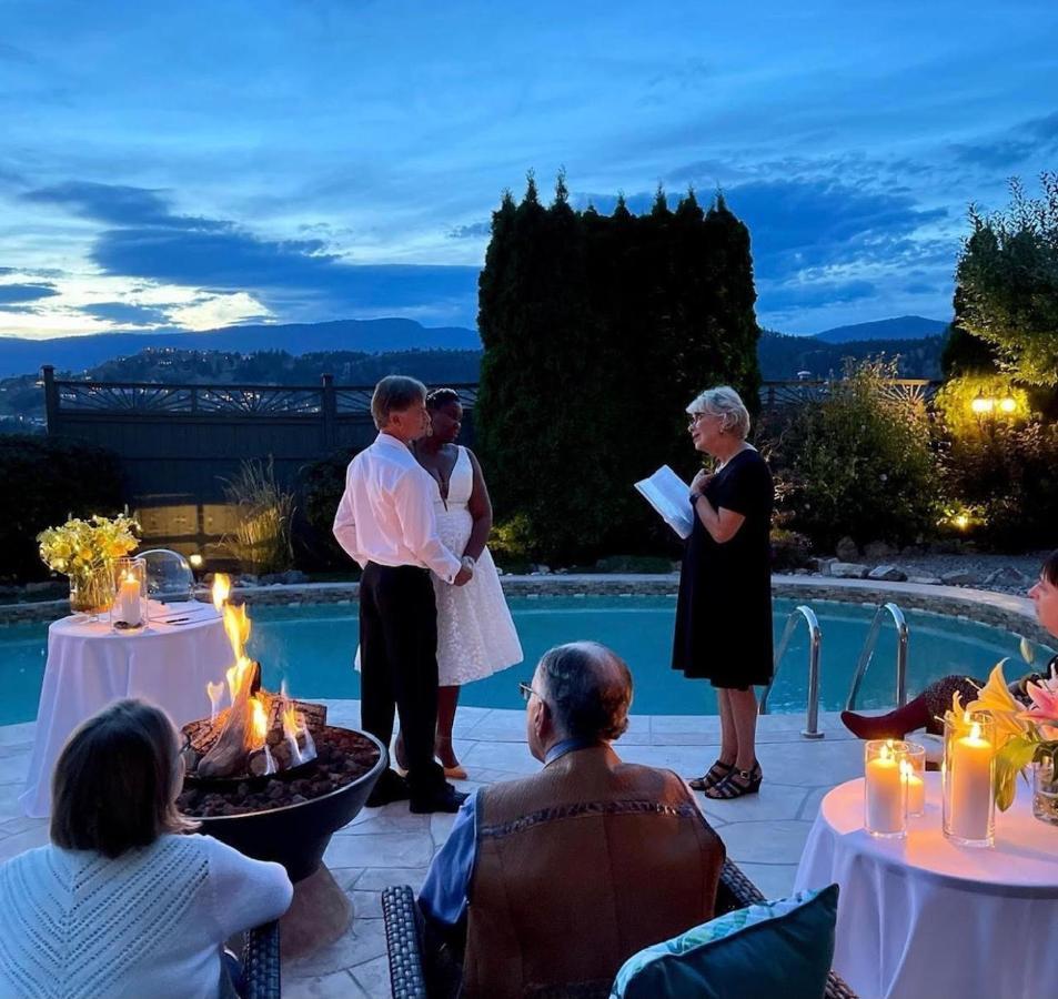 كيلوانا A Vista Villa Couples Retreat المظهر الخارجي الصورة