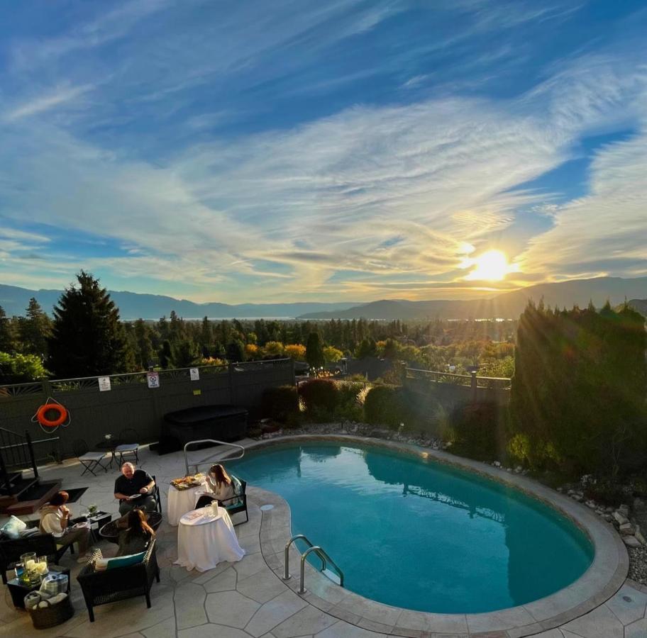 كيلوانا A Vista Villa Couples Retreat المظهر الخارجي الصورة