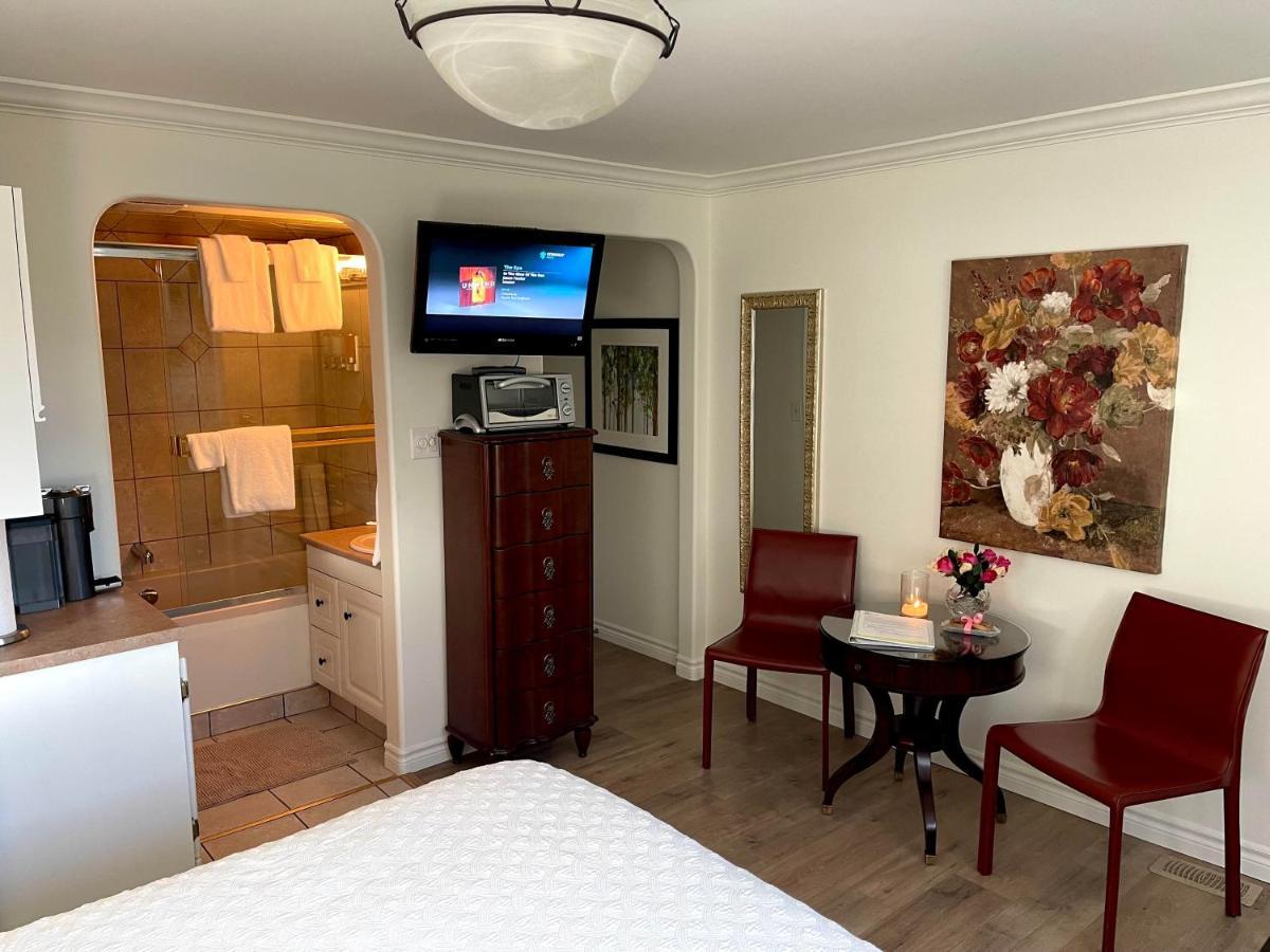 كيلوانا A Vista Villa Couples Retreat المظهر الخارجي الصورة